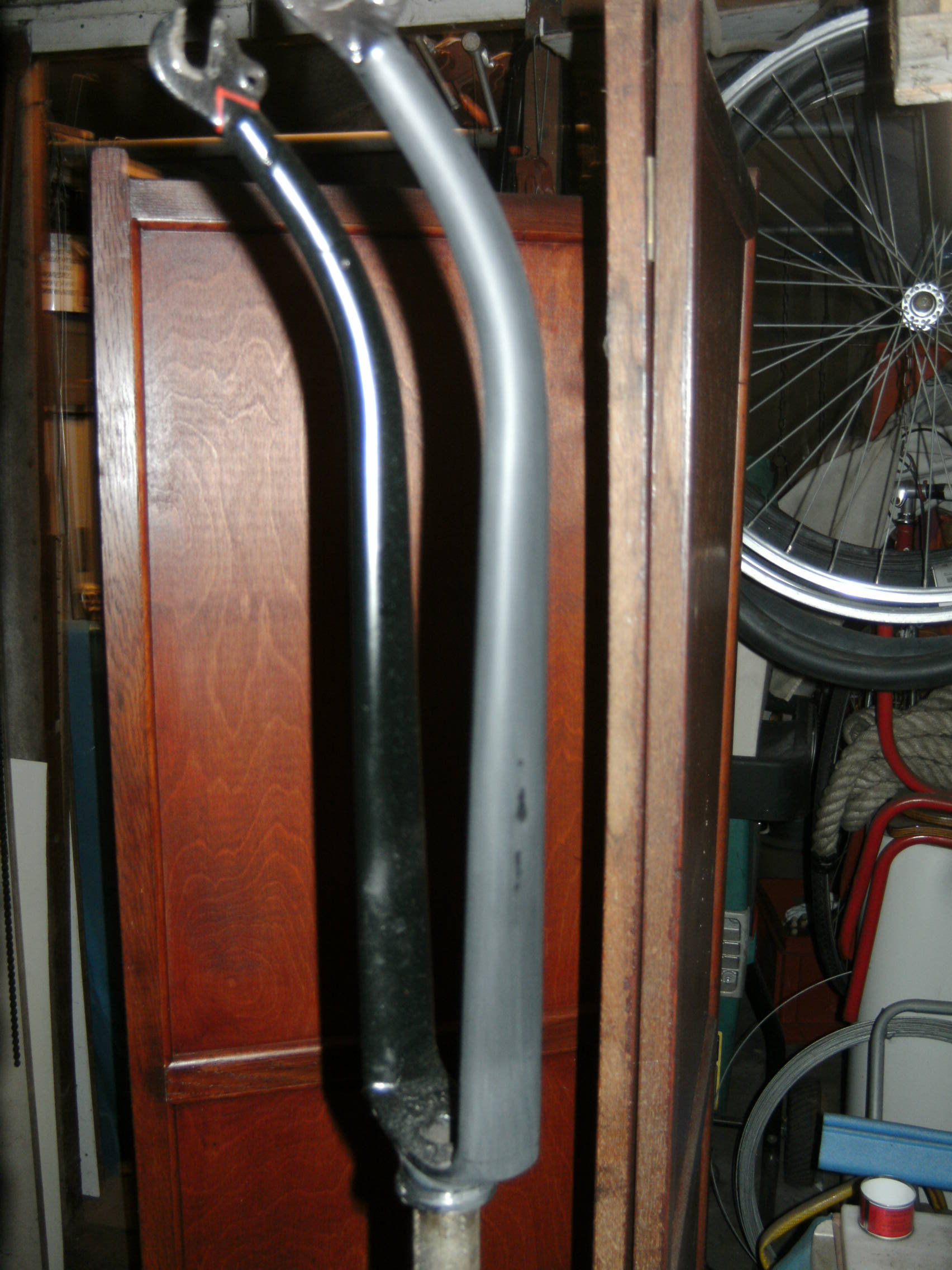 schuur het afgewerkte product met staalwol 000