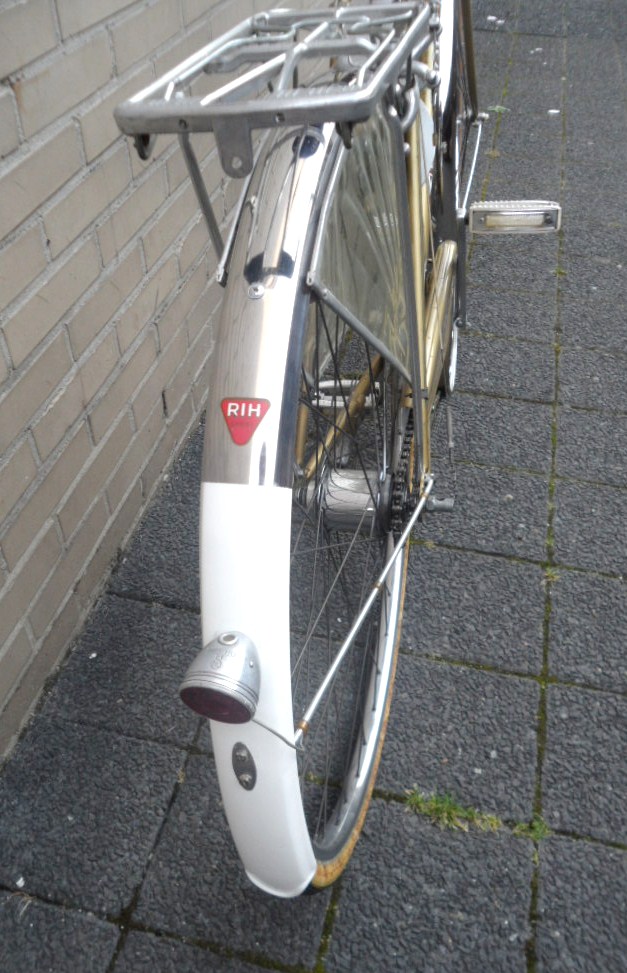 RIH achterspatbord.JPG