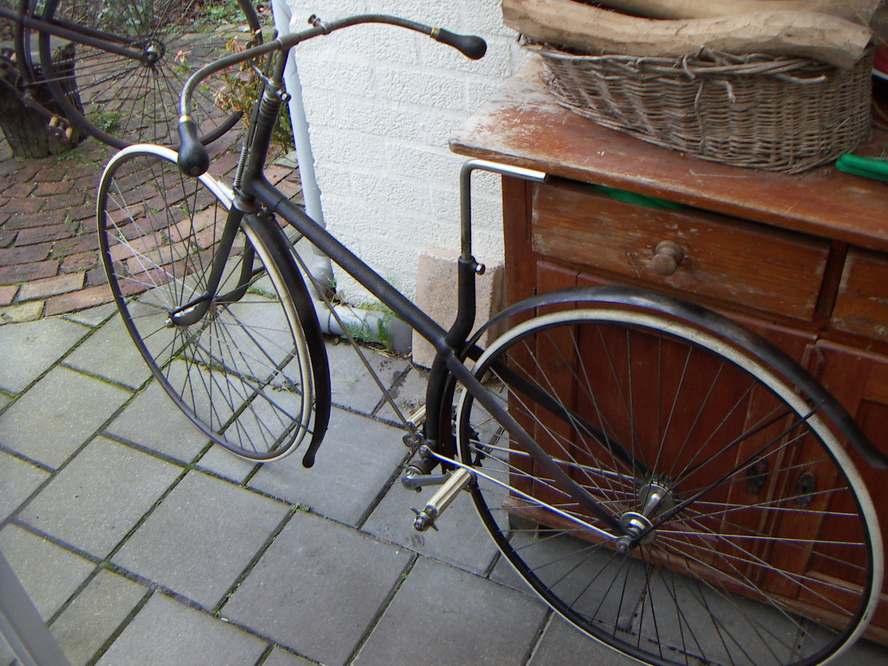 nu met gelakte spatborden