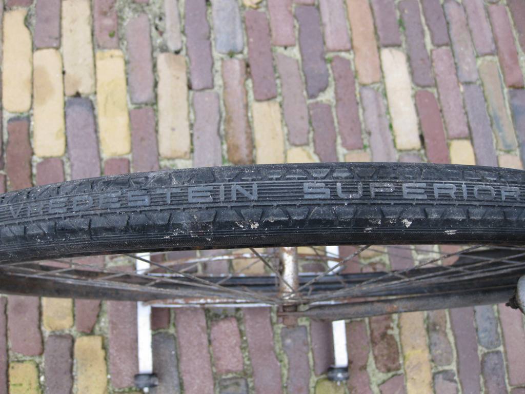 Vredestein Superior Buitenbanden met letterprofiel