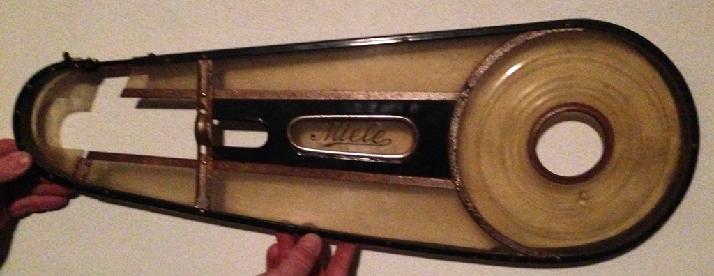 Miele kettingkast opgebouwd met Mica glas