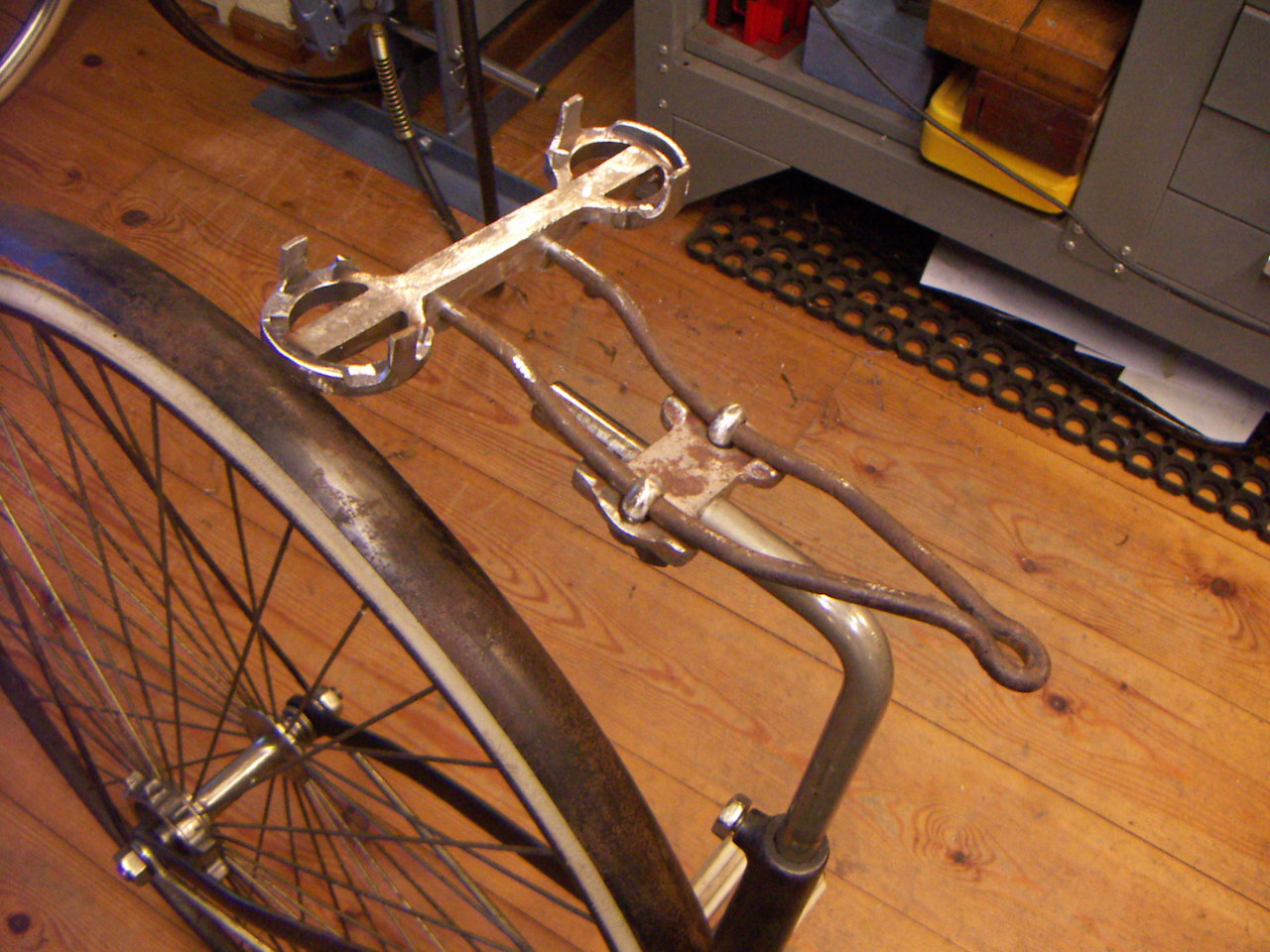 bevestiging aan de langsveer