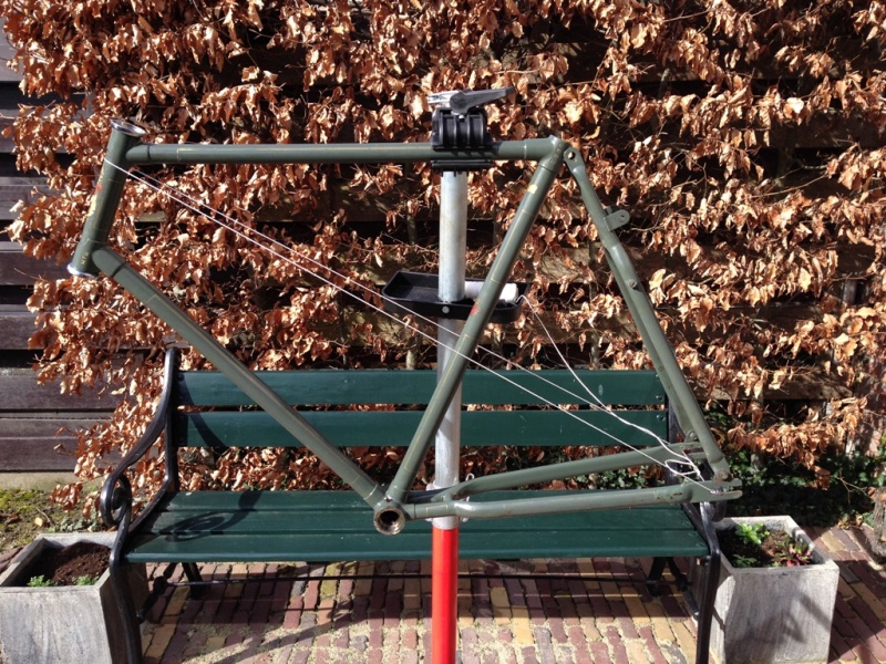 Achterframe opmeten met een touwtje