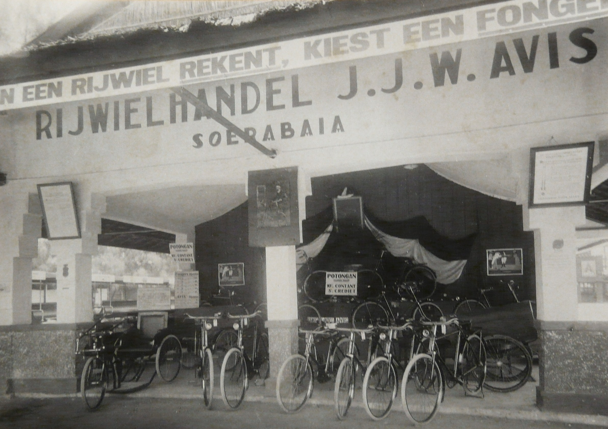 filiaal Avis Surabaia.JPG