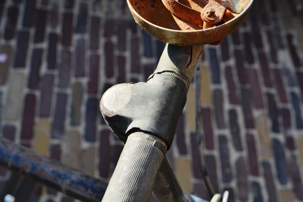 Fongers HZ 65 1932 22 - Stuur met celluloid bekleding.JPG