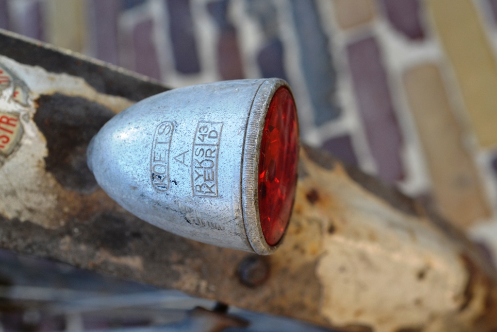 Fongers HZ 65 1932 07 - Koets achterlichtje.JPG