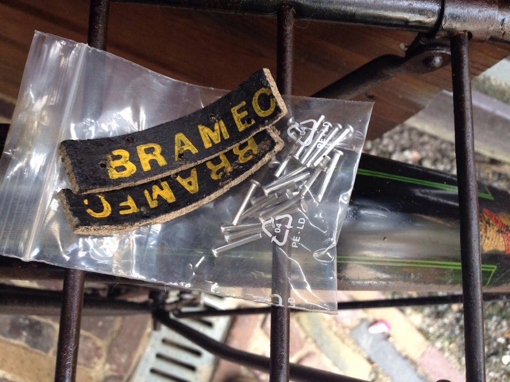 Trommelrem 'pads' en pinnetjes