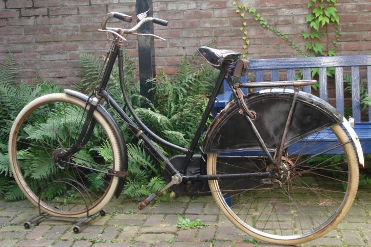 Gazelle met sturmey archer remmen 1934