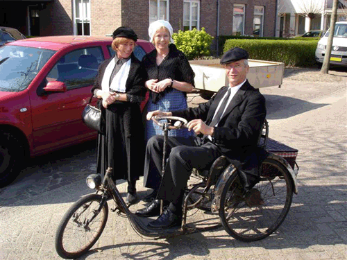 Poirier F4 tricycle.