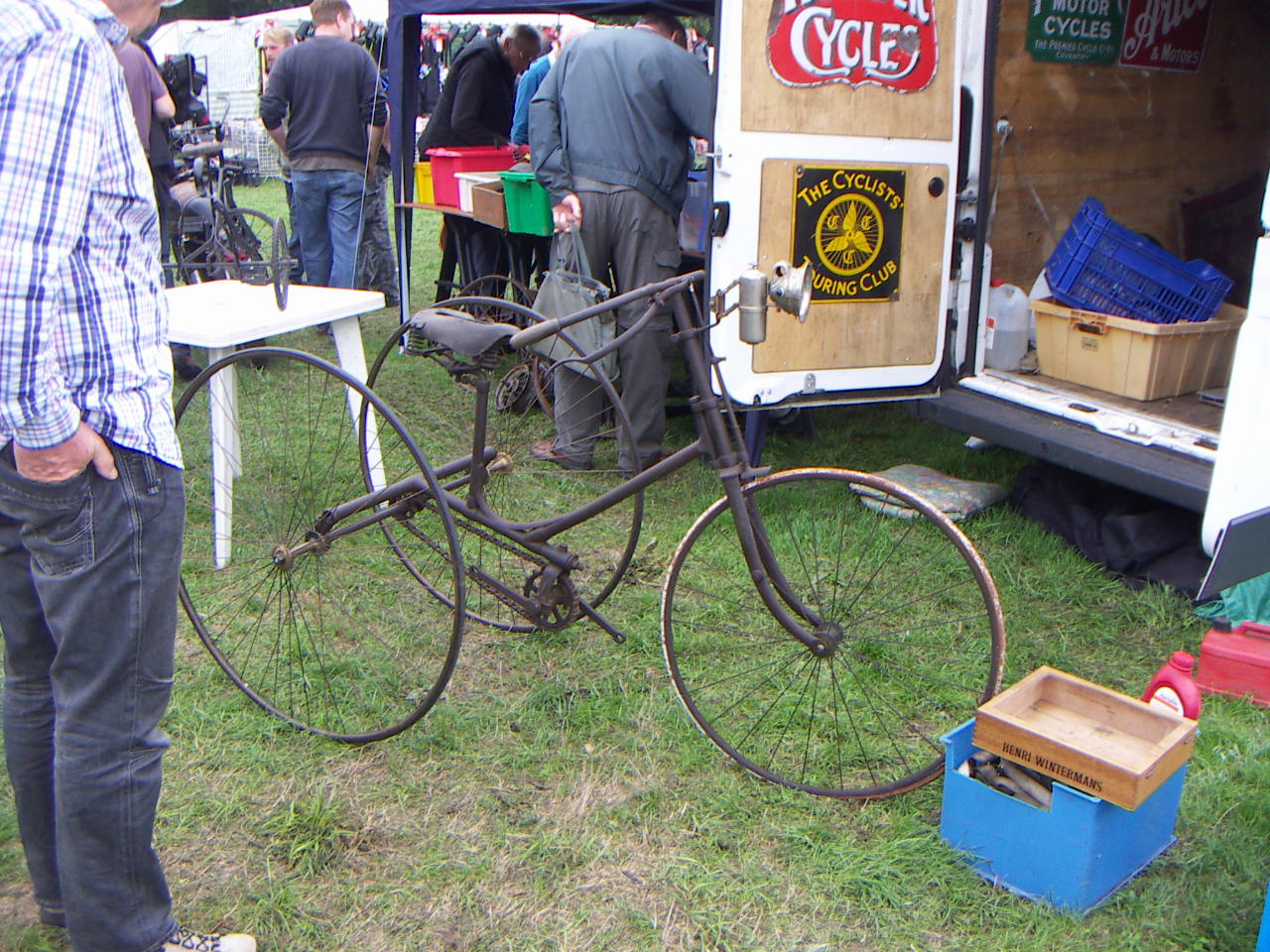 driewielig oud ijzer (op Netley Marsh )