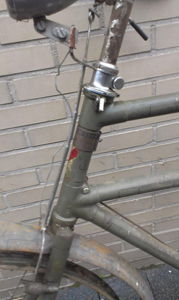 BB 1930 linksvoor compr..jpg