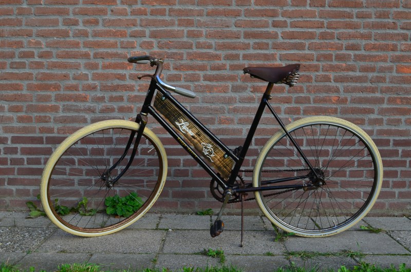 Rudge Sports Lapina (1).JPG