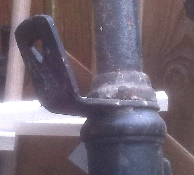 onbekende oma lamphaak.jpg