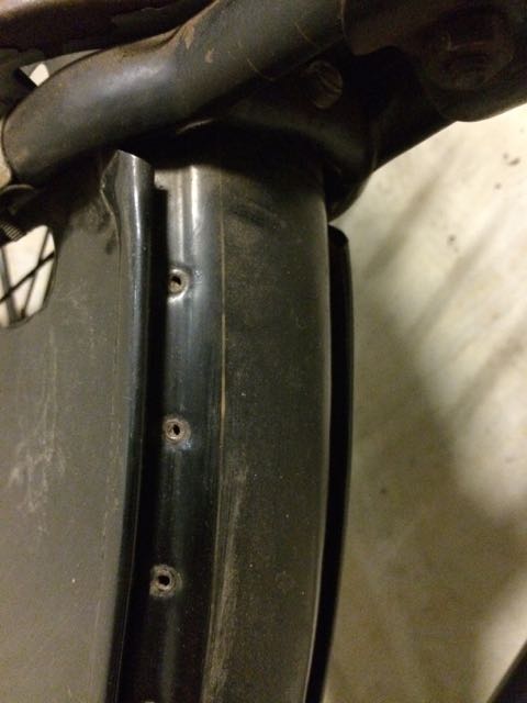 bevestiging van jasbeschermers