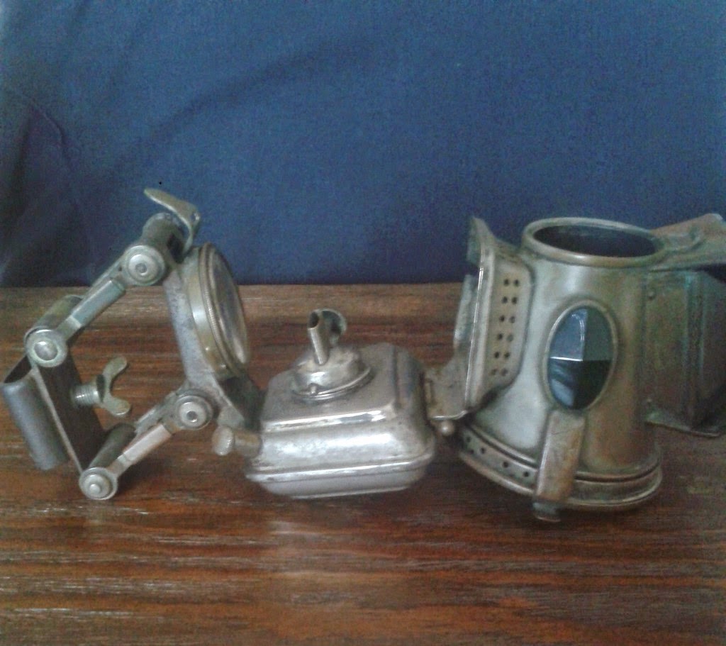 LUCAS KING OF THE ROAD 1889  (6).jpg