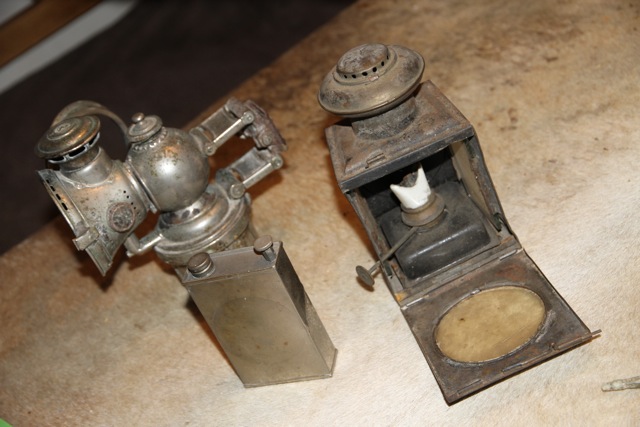 carbid en olielamp en olielampreservoir