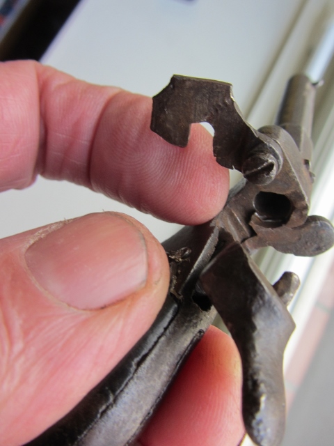 pistool 001 (480x640).jpg