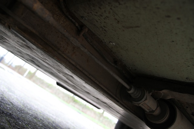 onderkant zeer mooi en geen roest