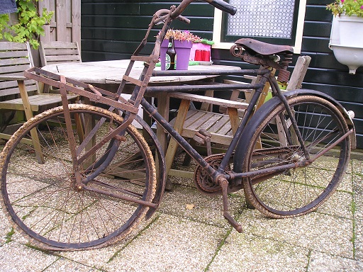 gazelle alphen aan de rijn + kleding 001.JPG